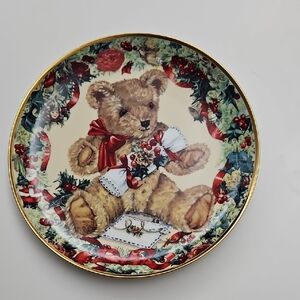 Franklin Mint Holiday Teddy Bear Plate - Red, Green, Gold
